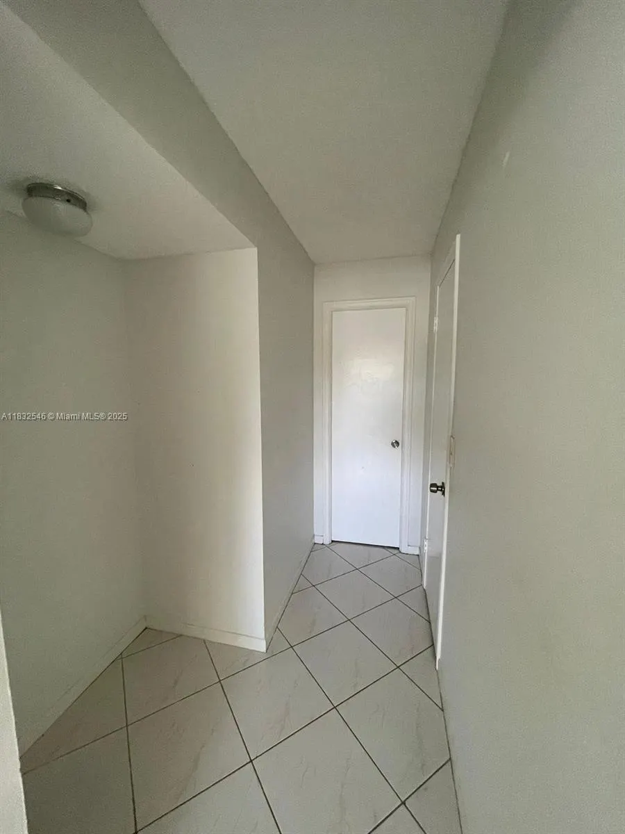4200 NW 3rd Ct, #325