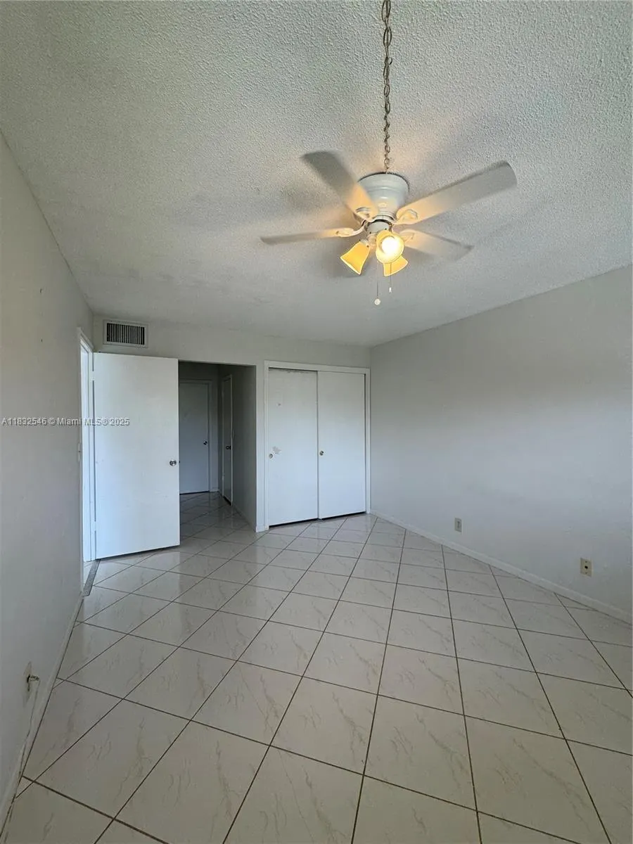 4200 NW 3rd Ct, #325