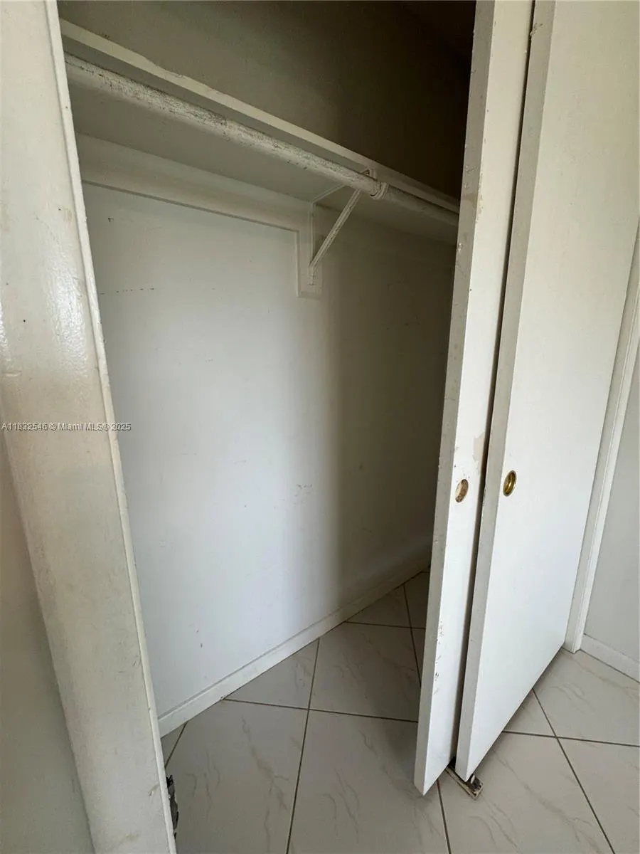 4200 NW 3rd Ct, #325