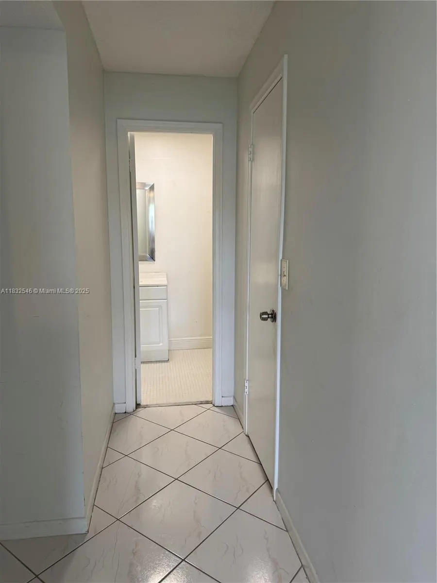 4200 NW 3rd Ct, #325