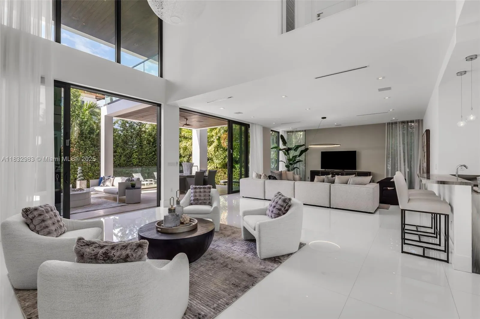 124 Park Dr