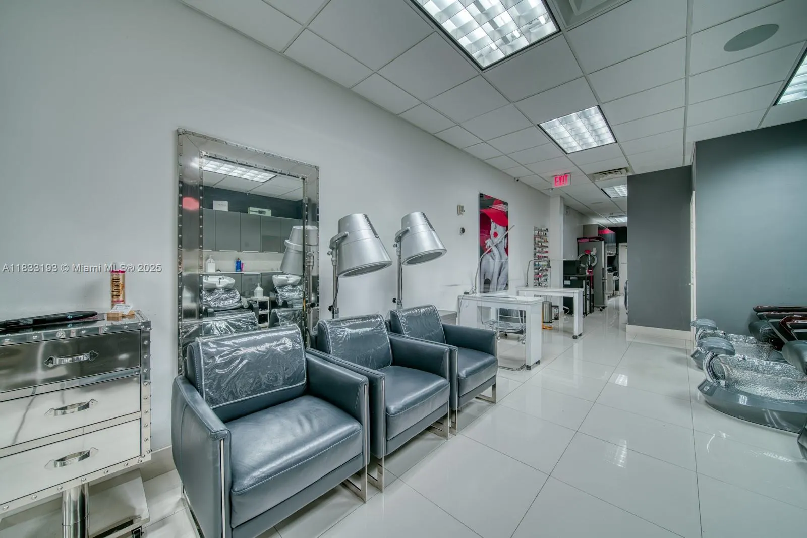 Beauty Salon For Sale In Pinecrest