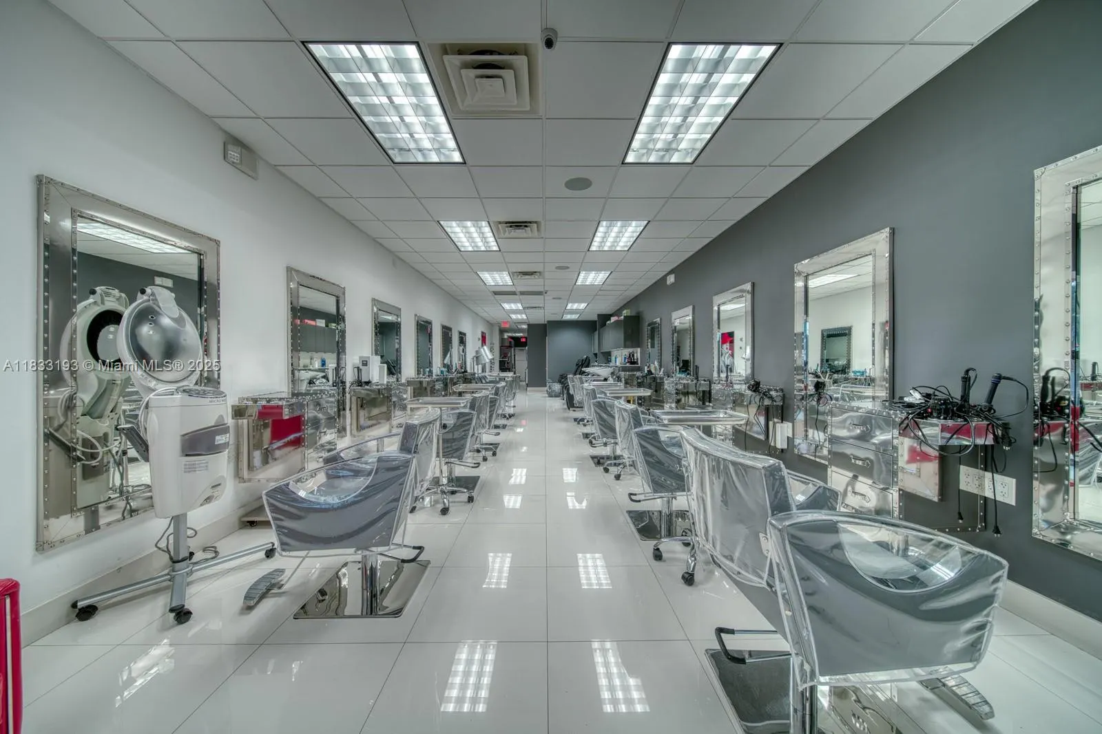 Beauty Salon For Sale In Pinecrest