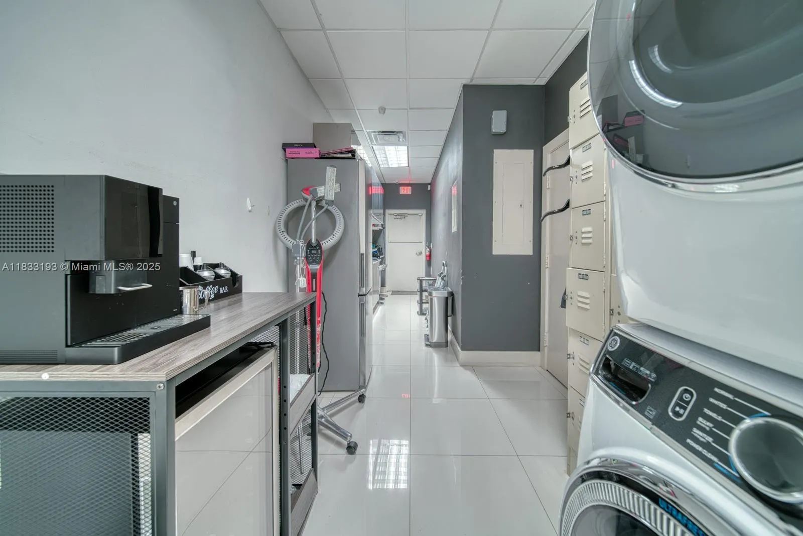 Beauty Salon For Sale In Pinecrest