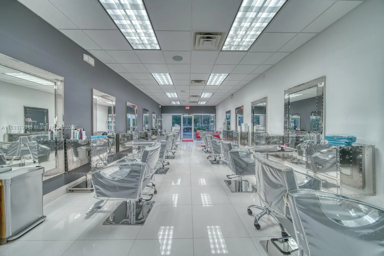 Beauty Salon For Sale In Pinecrest