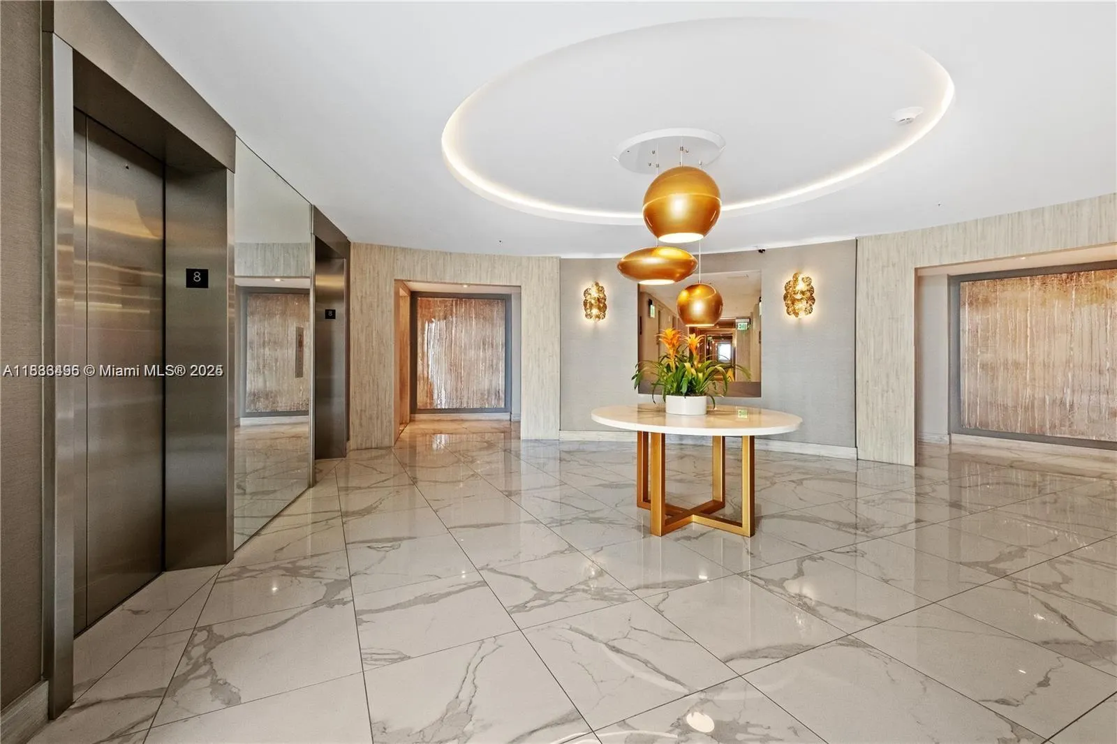 10275 Collins Ave, #722