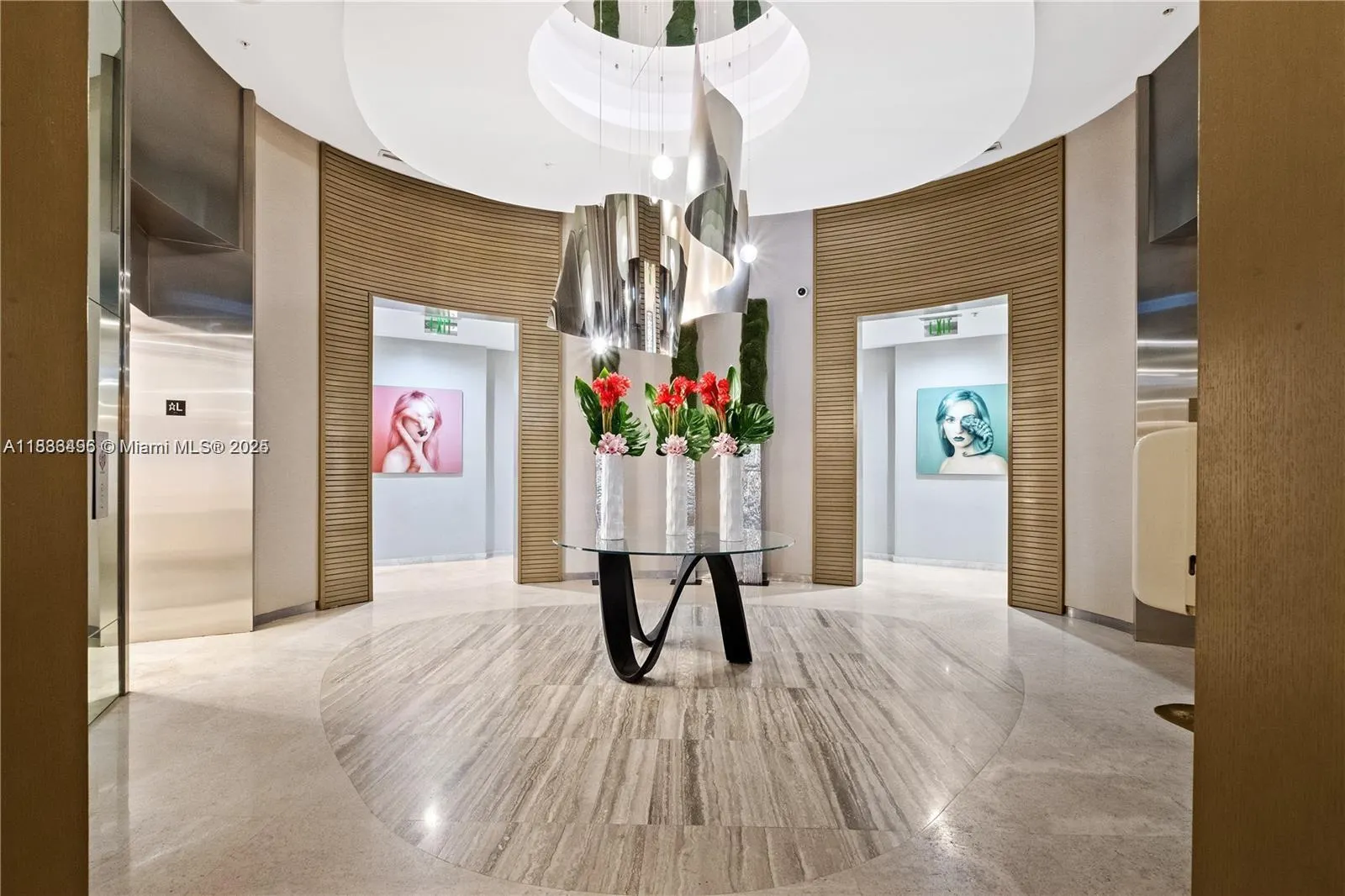 10275 Collins Ave, #722