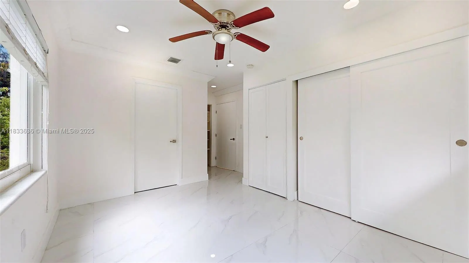 7650 SW 64th Ct