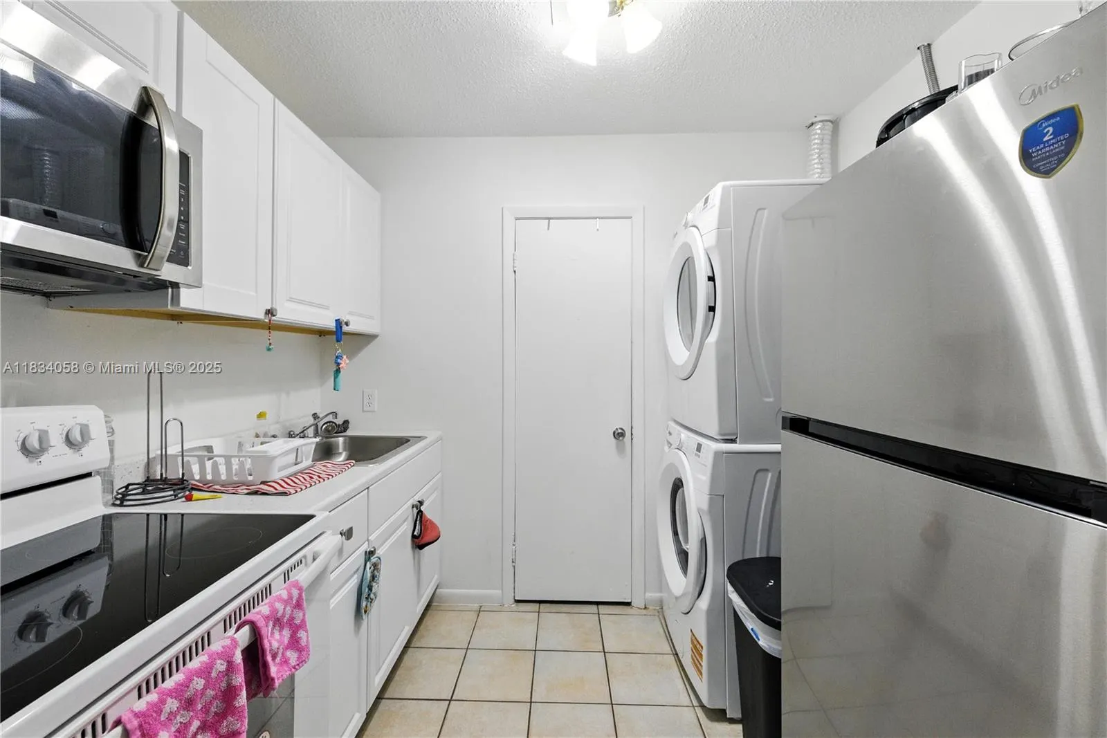 235-237 SW 12th St