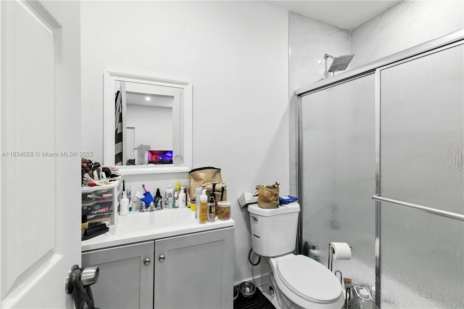 235-237 SW 12th St