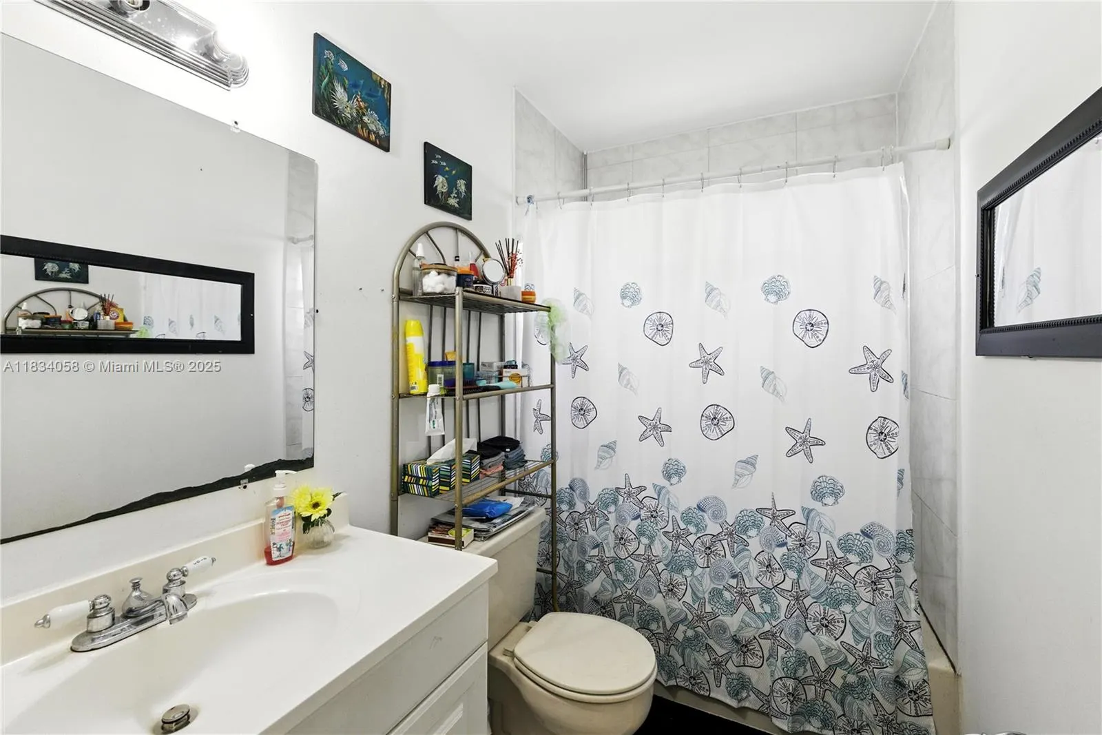 235-237 SW 12th St