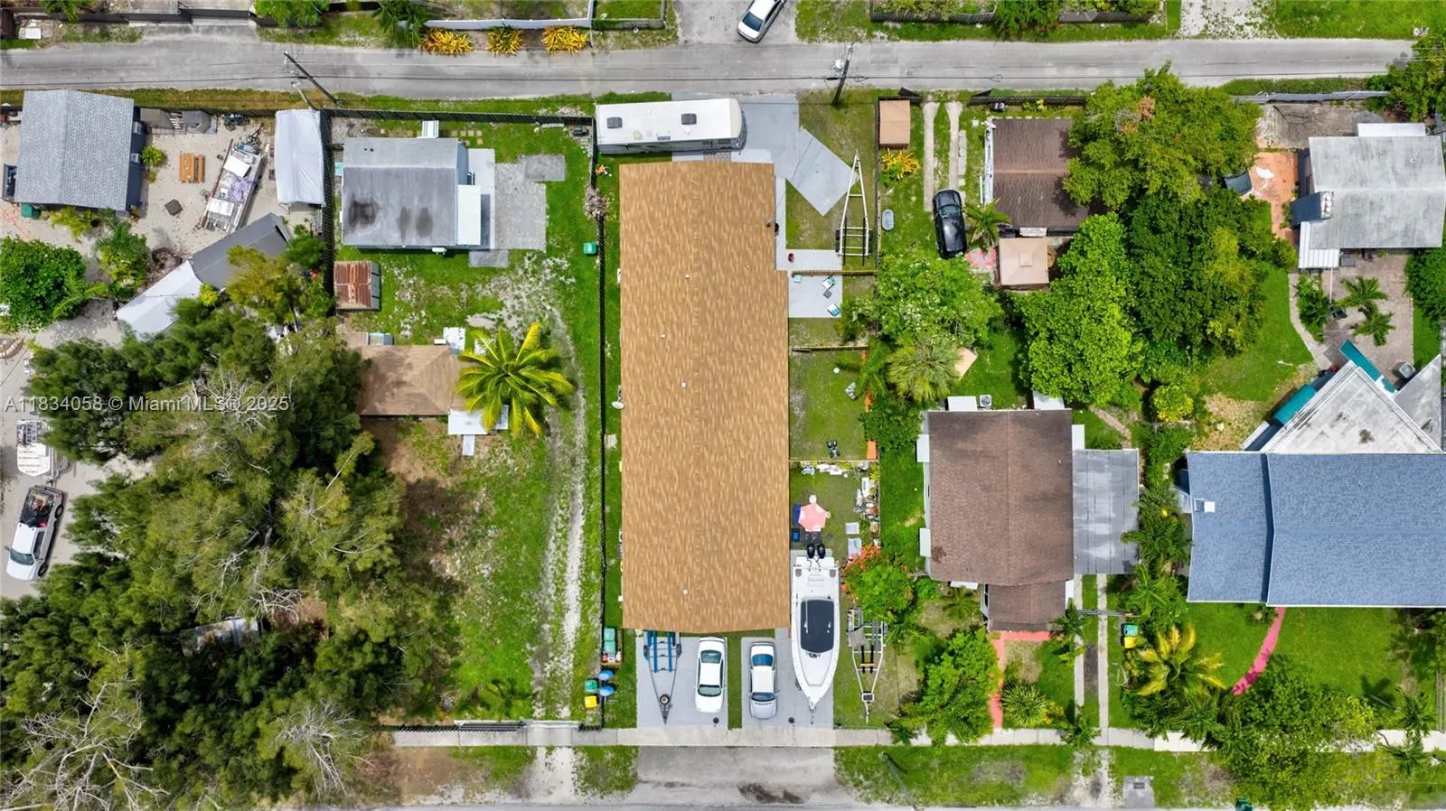 235-237 SW 12th St
