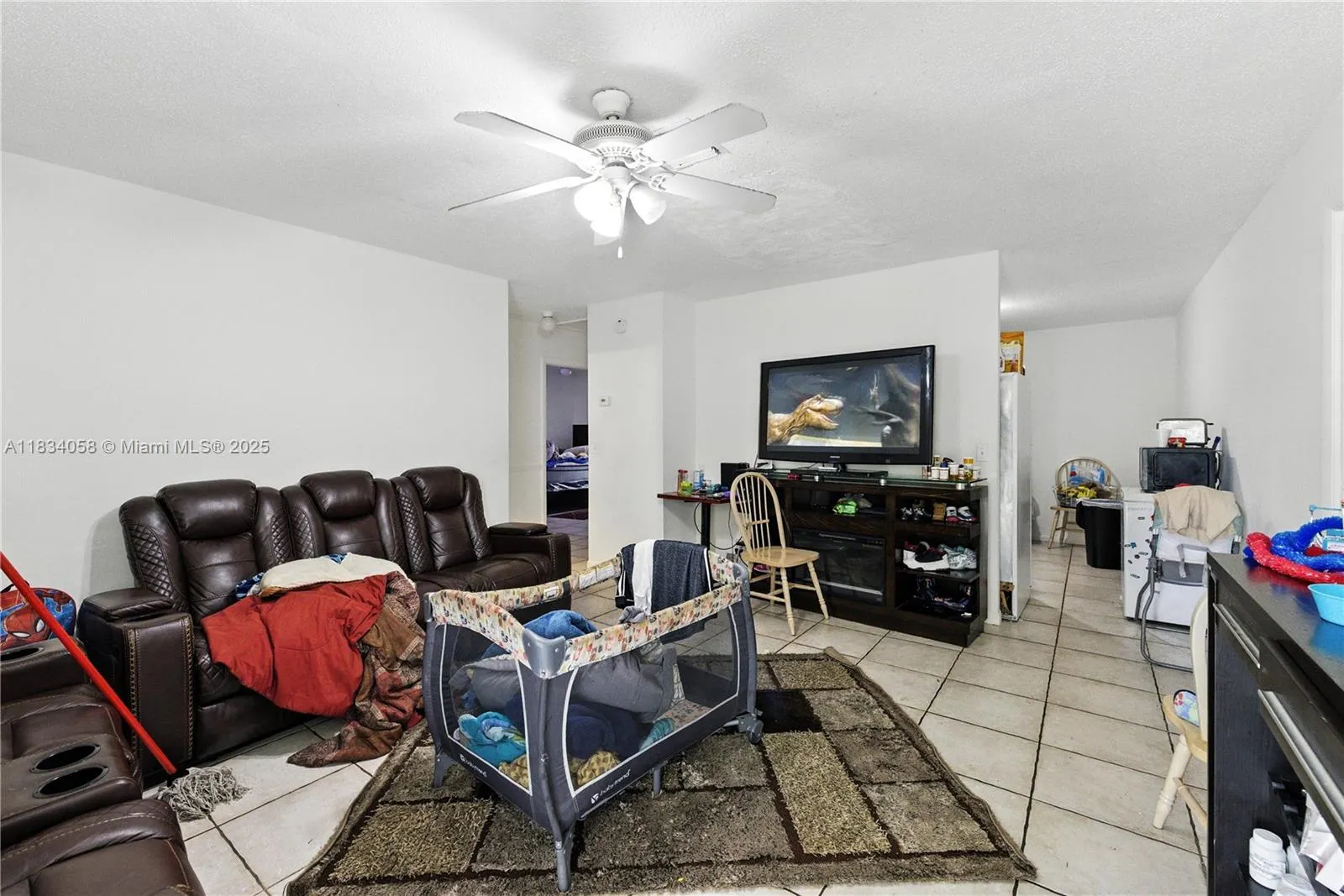 235-237 SW 12th St