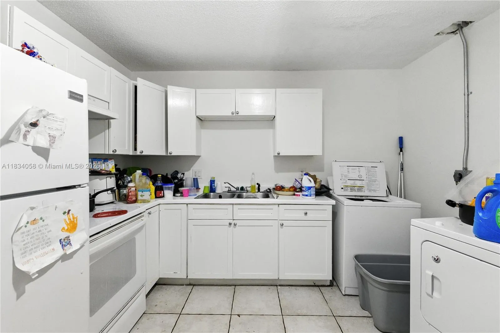 235-237 SW 12th St