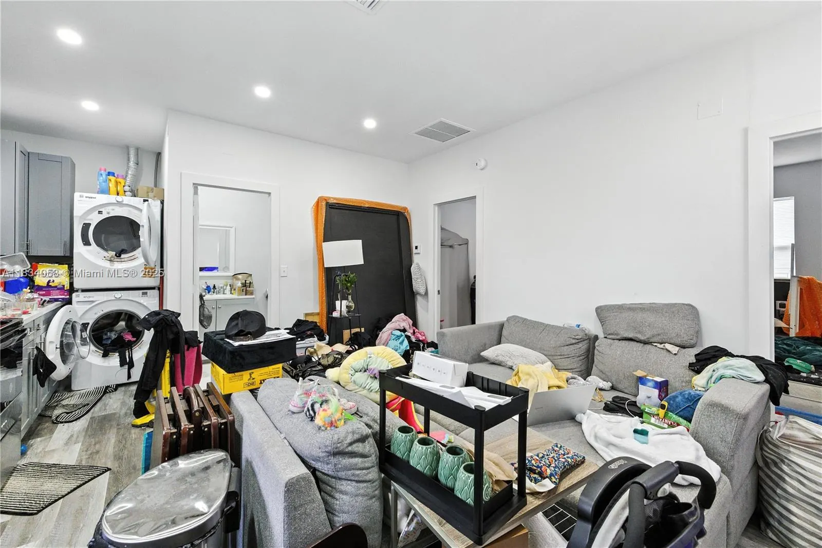 235-237 SW 12th St