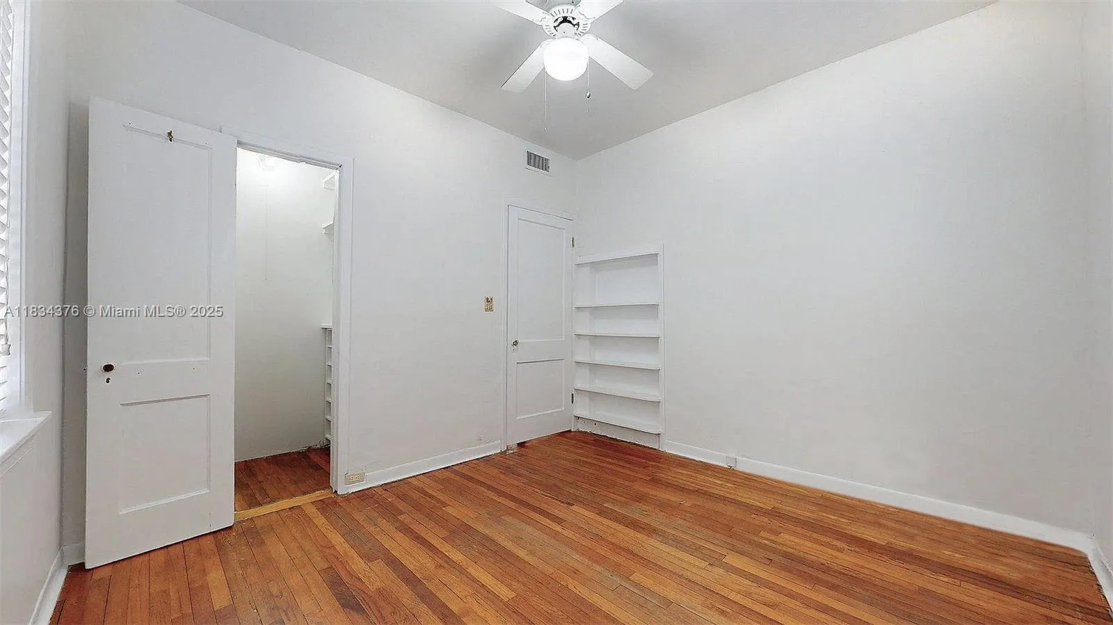 1111 Columbus Blvd