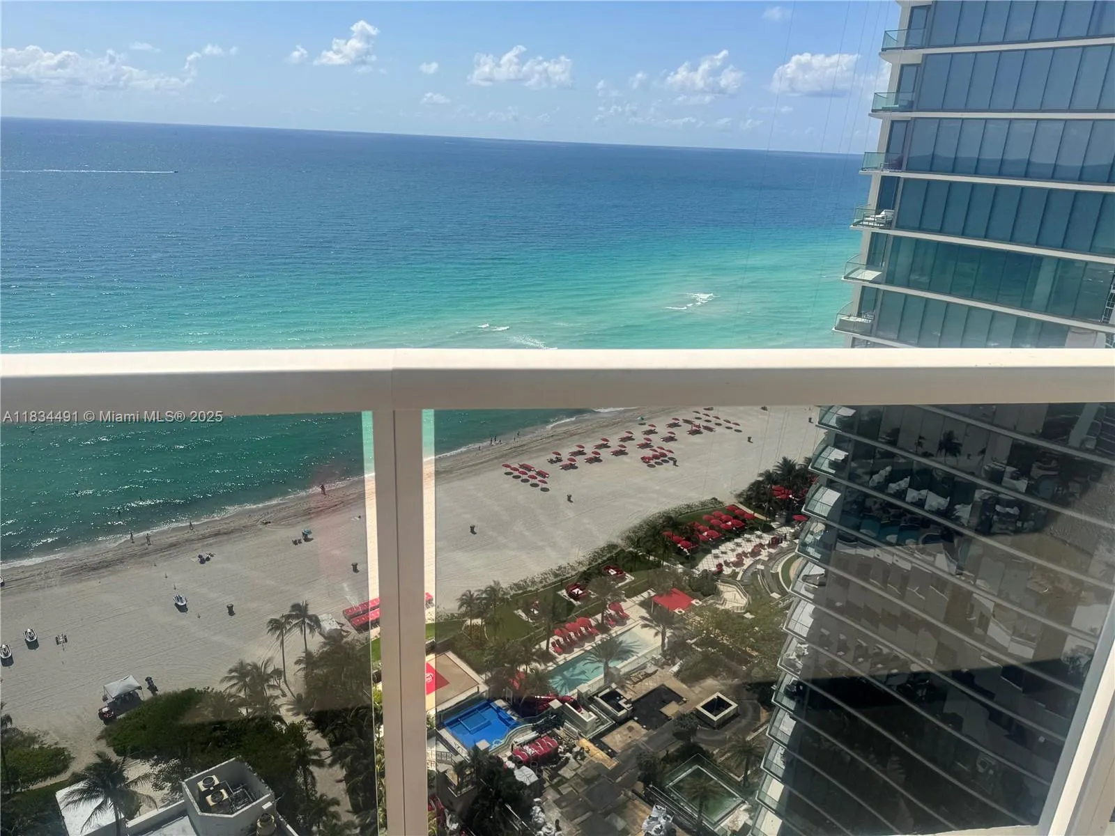 18001 Collins Ave, #1810