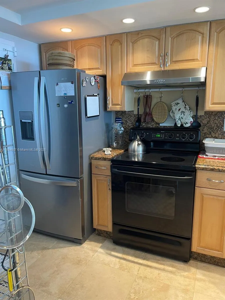 3180 S Ocean Dr, #1602
