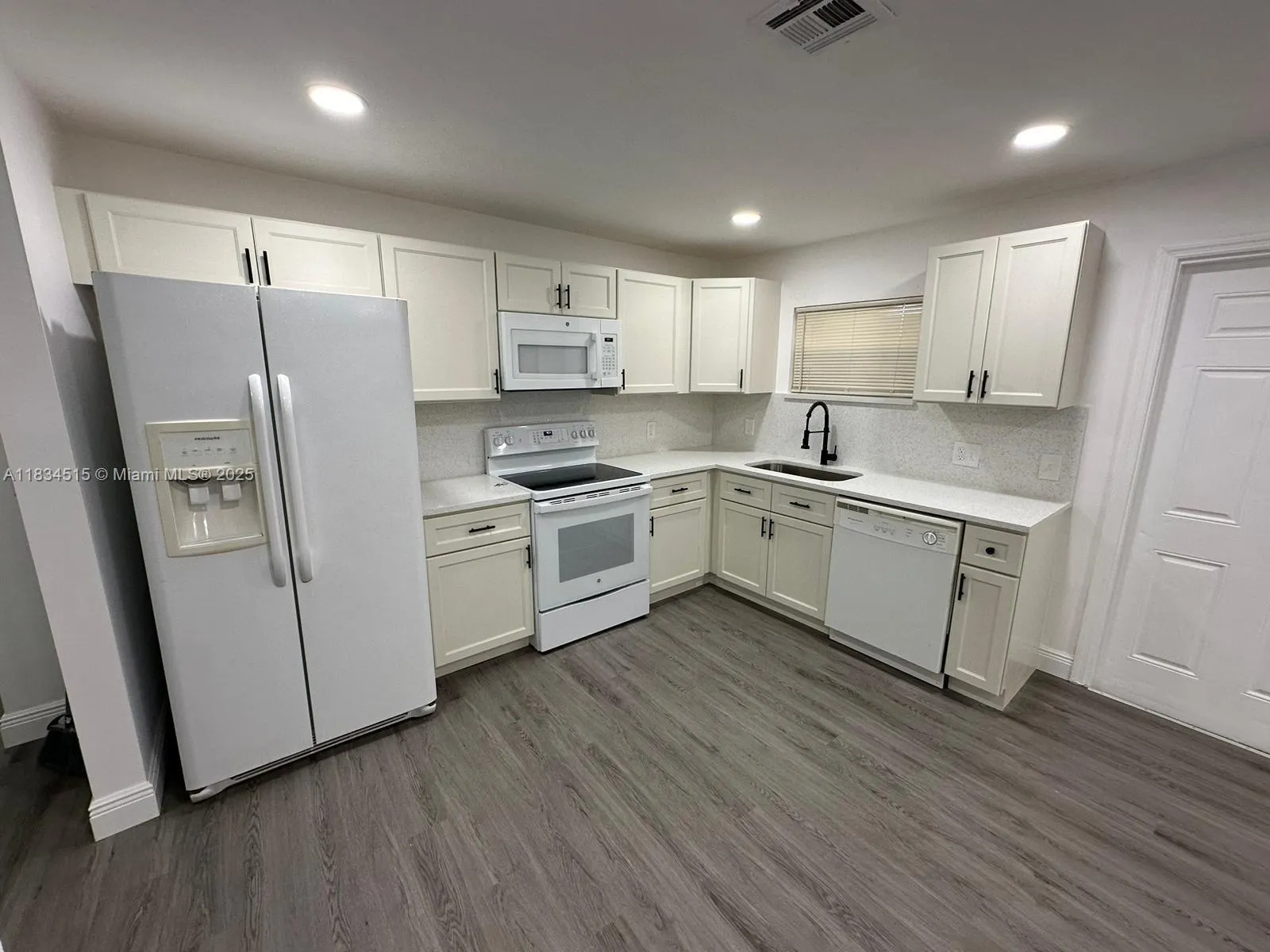 125 SW 11th Ave
