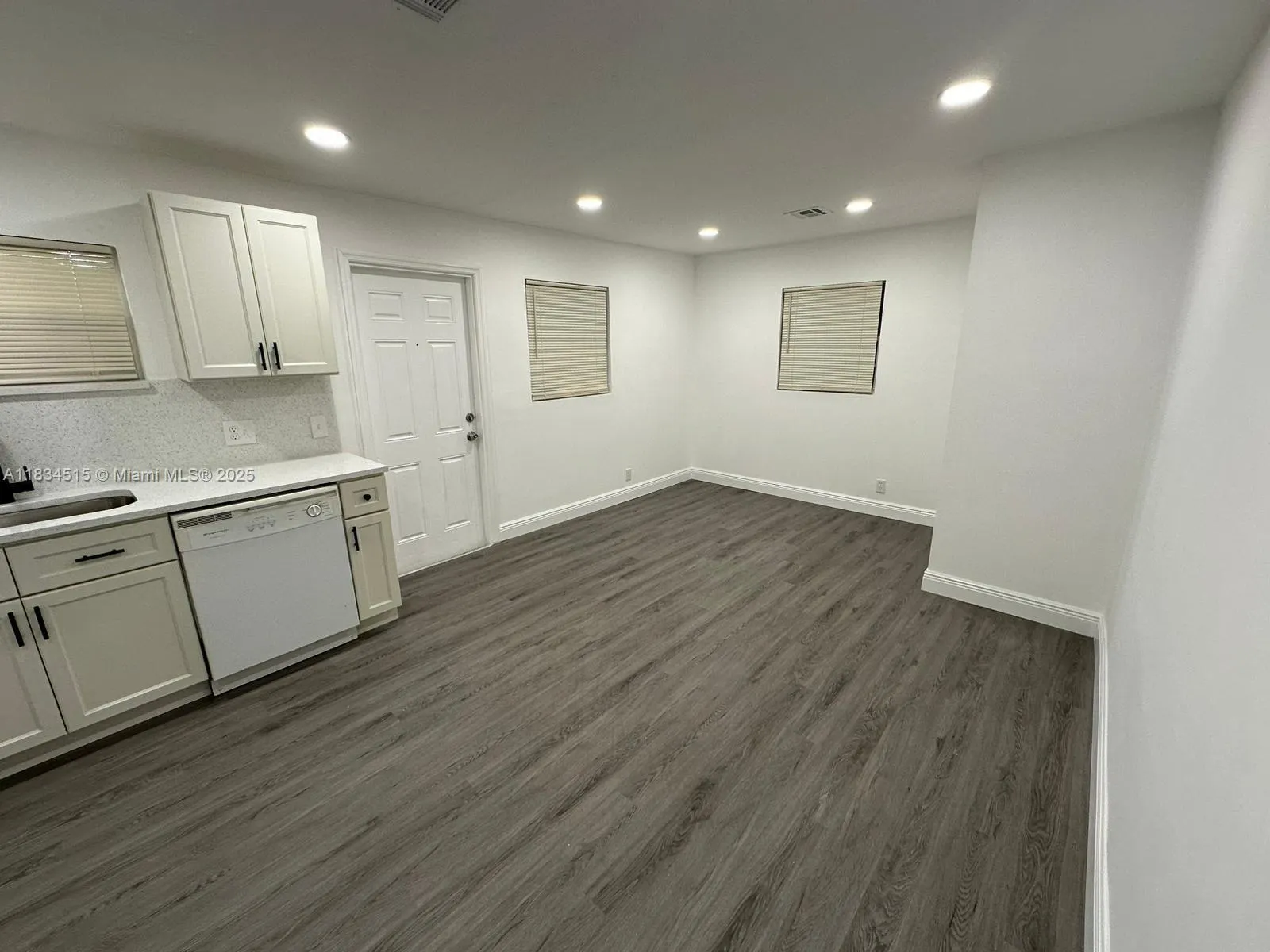 125 SW 11th Ave