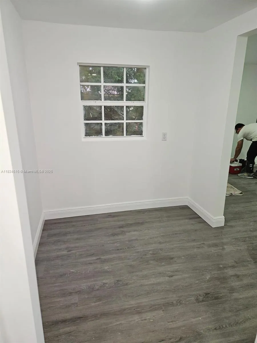 125 SW 11th Ave