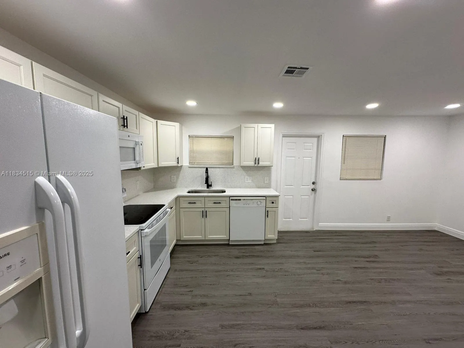 125 SW 11th Ave