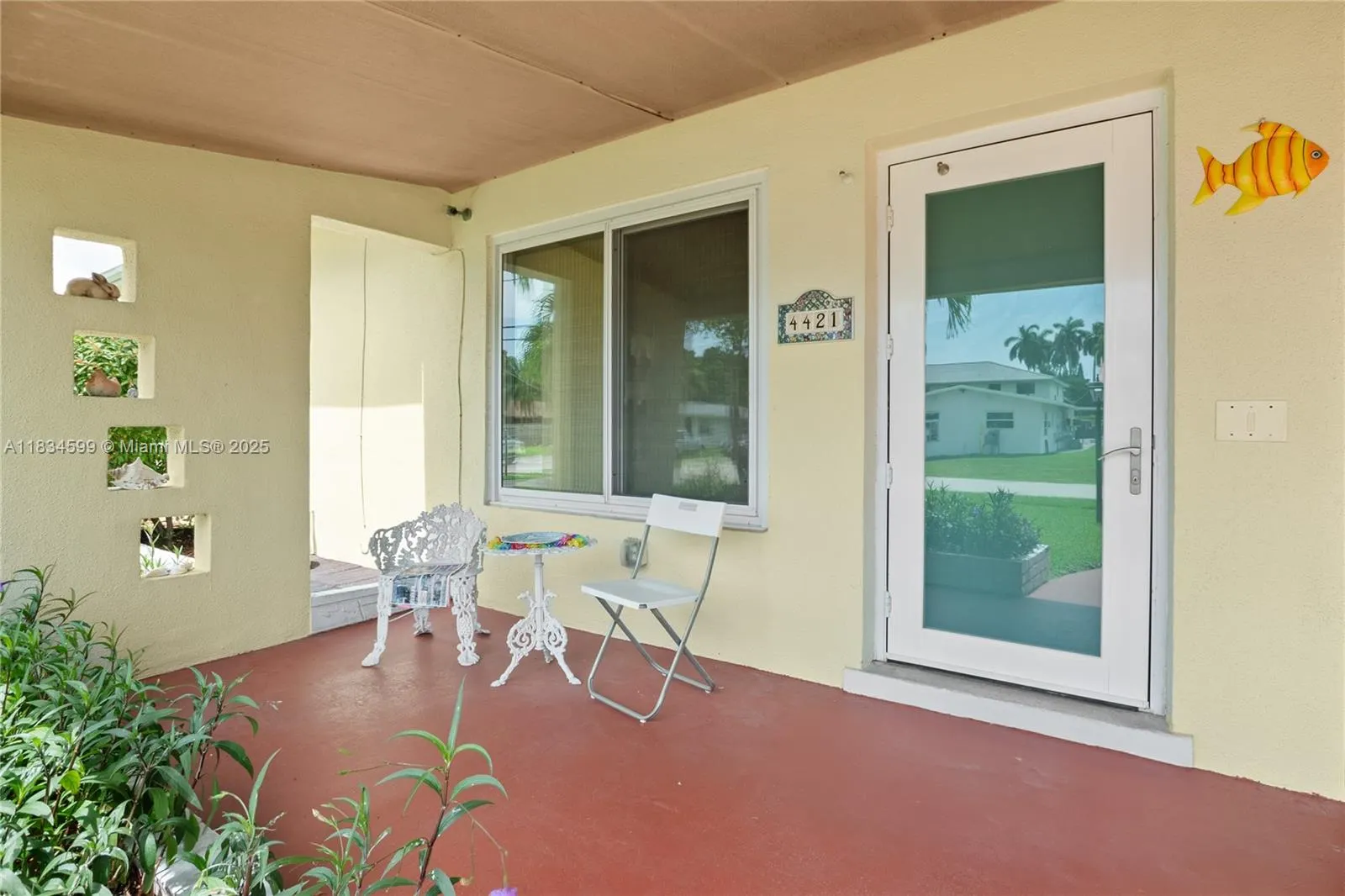 4421 SW 33rd Ave