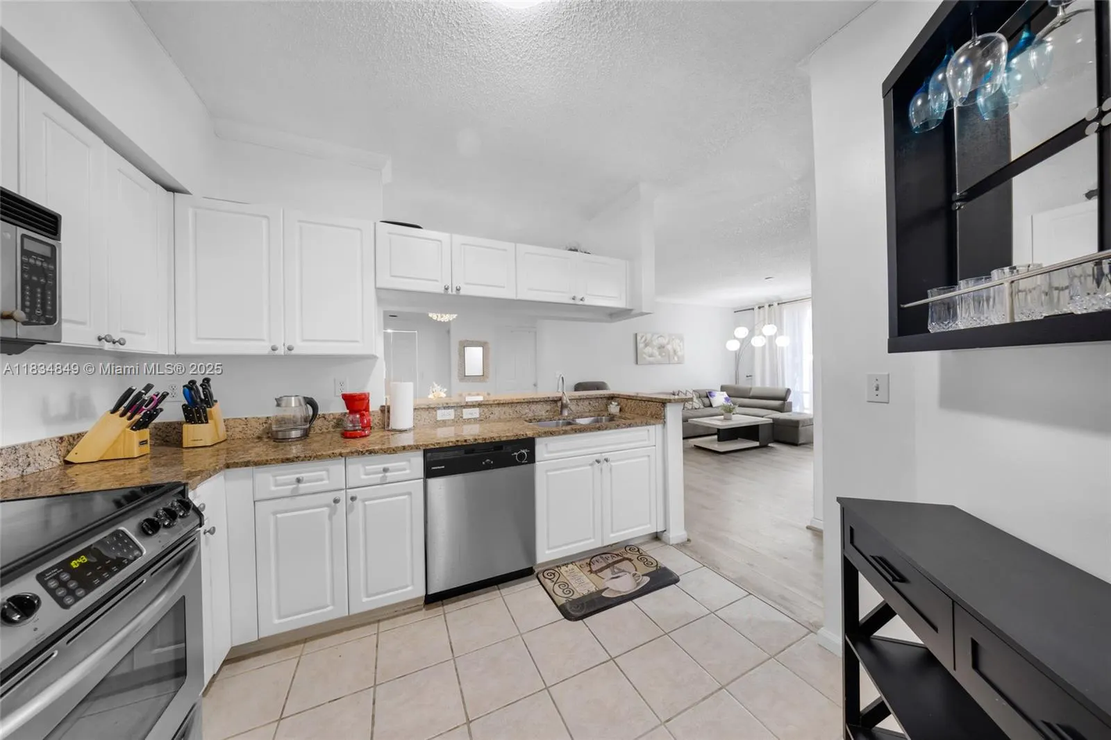 17150 N Bay Rd, #2113