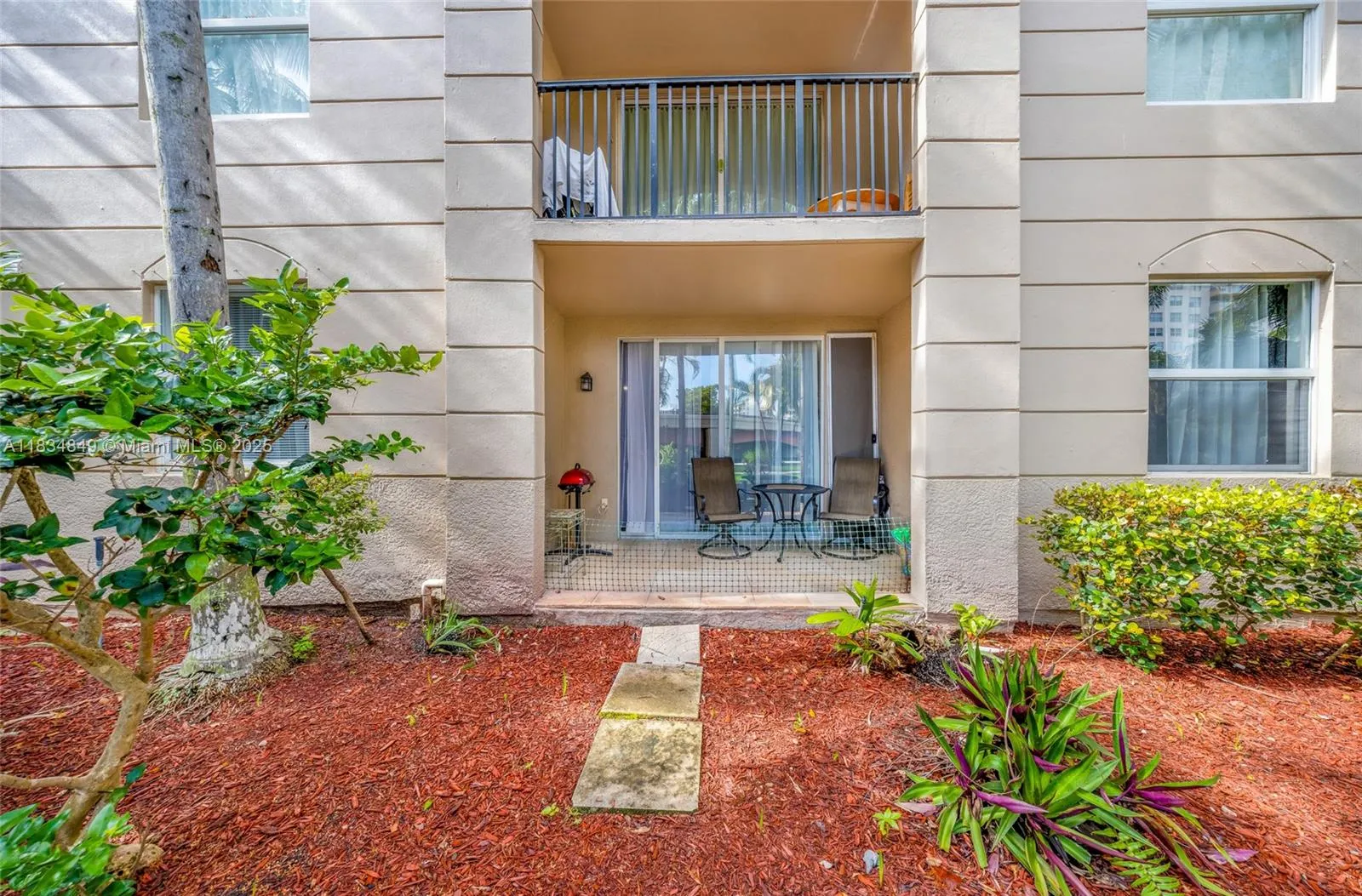 17150 N Bay Rd, #2113