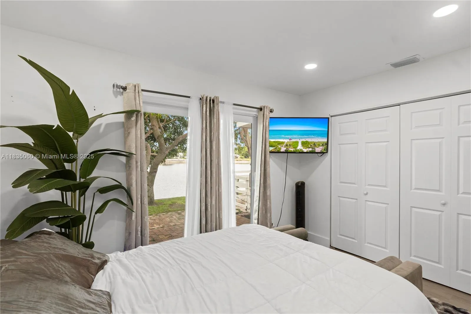 2418 NW 52nd St