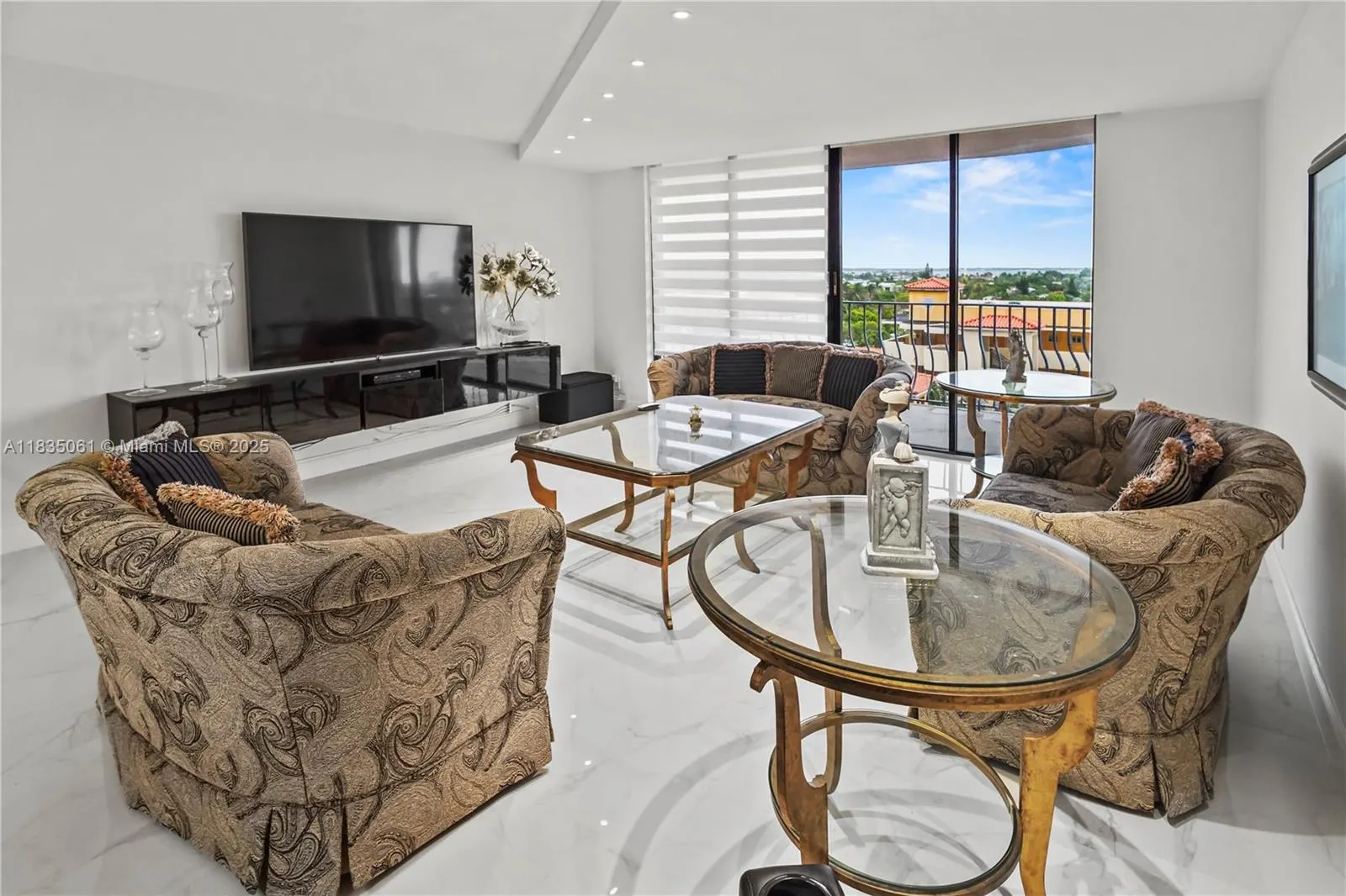 8877 Collins Ave, #705