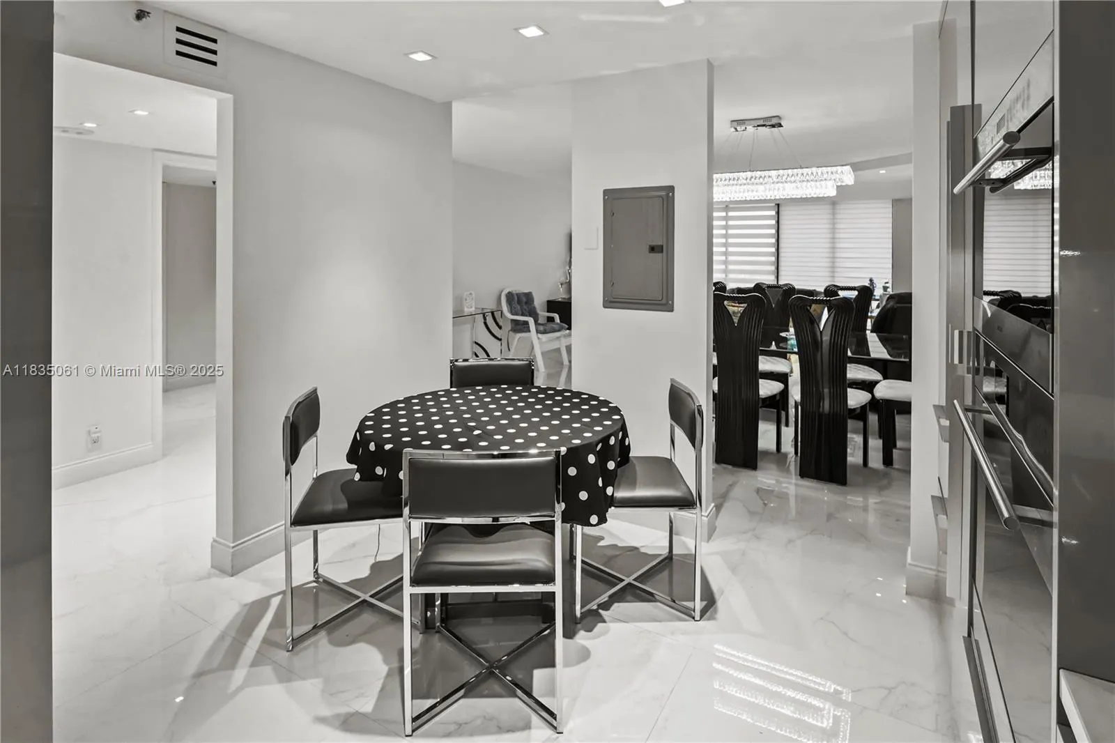 8877 Collins Ave, #705
