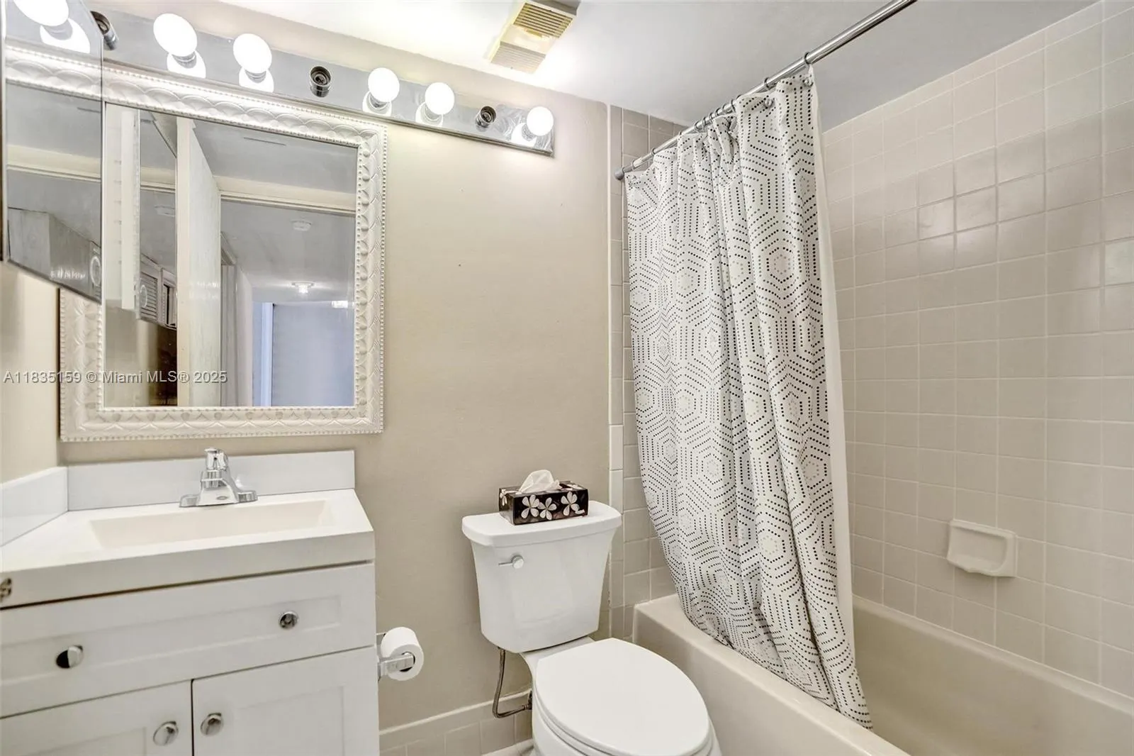 4965 E Sabal Palm Blvd, #207