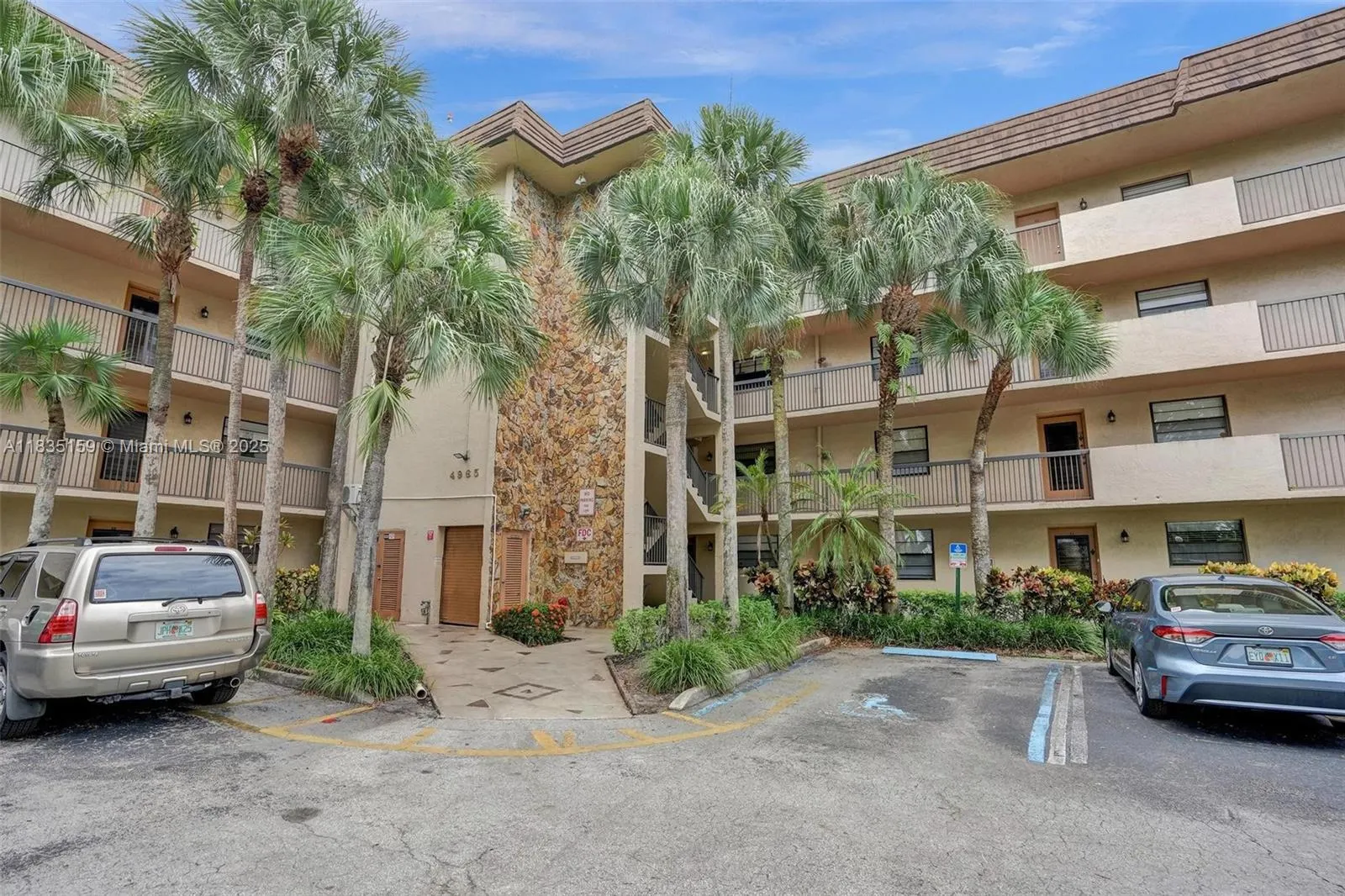 4965 E Sabal Palm Blvd, #207