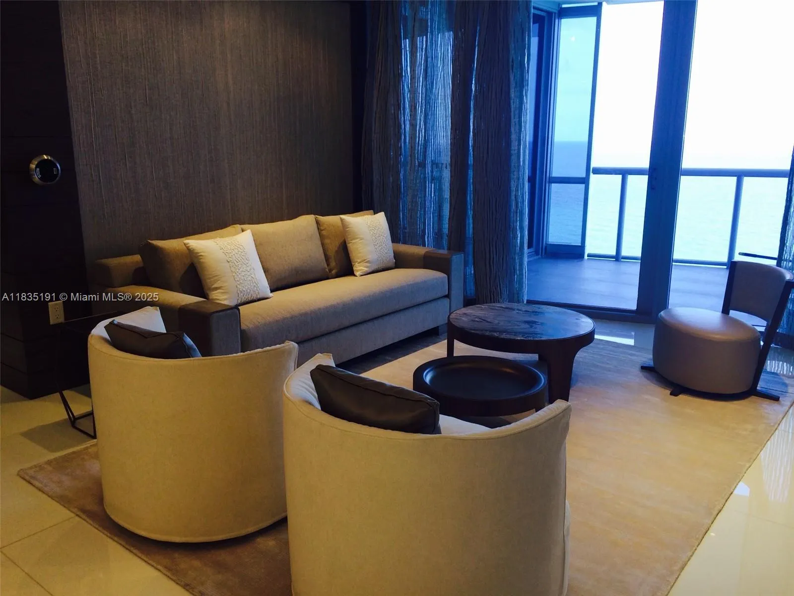 17121 Collins Ave, #2803