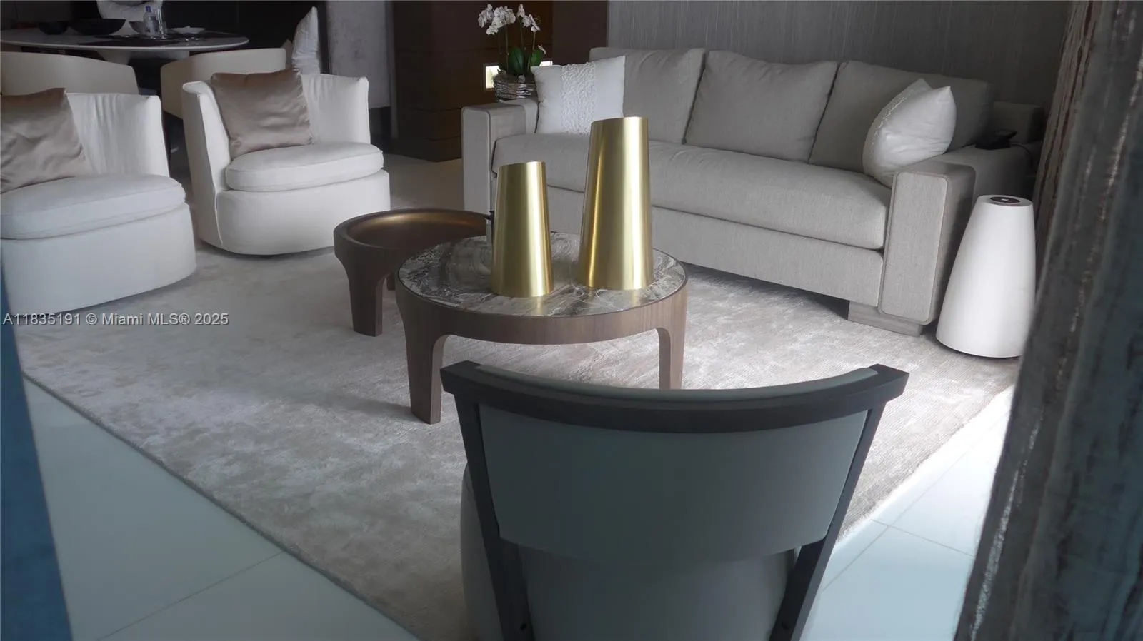 17121 Collins Ave, #2803