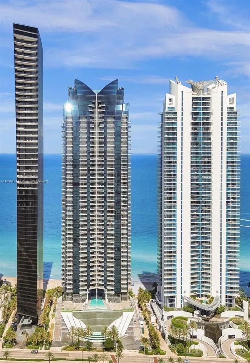 17121 Collins Ave, #2803