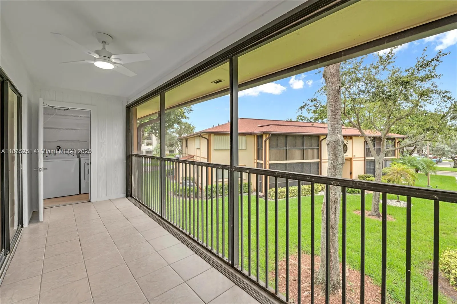 10959 W Clairmont Cir, #211