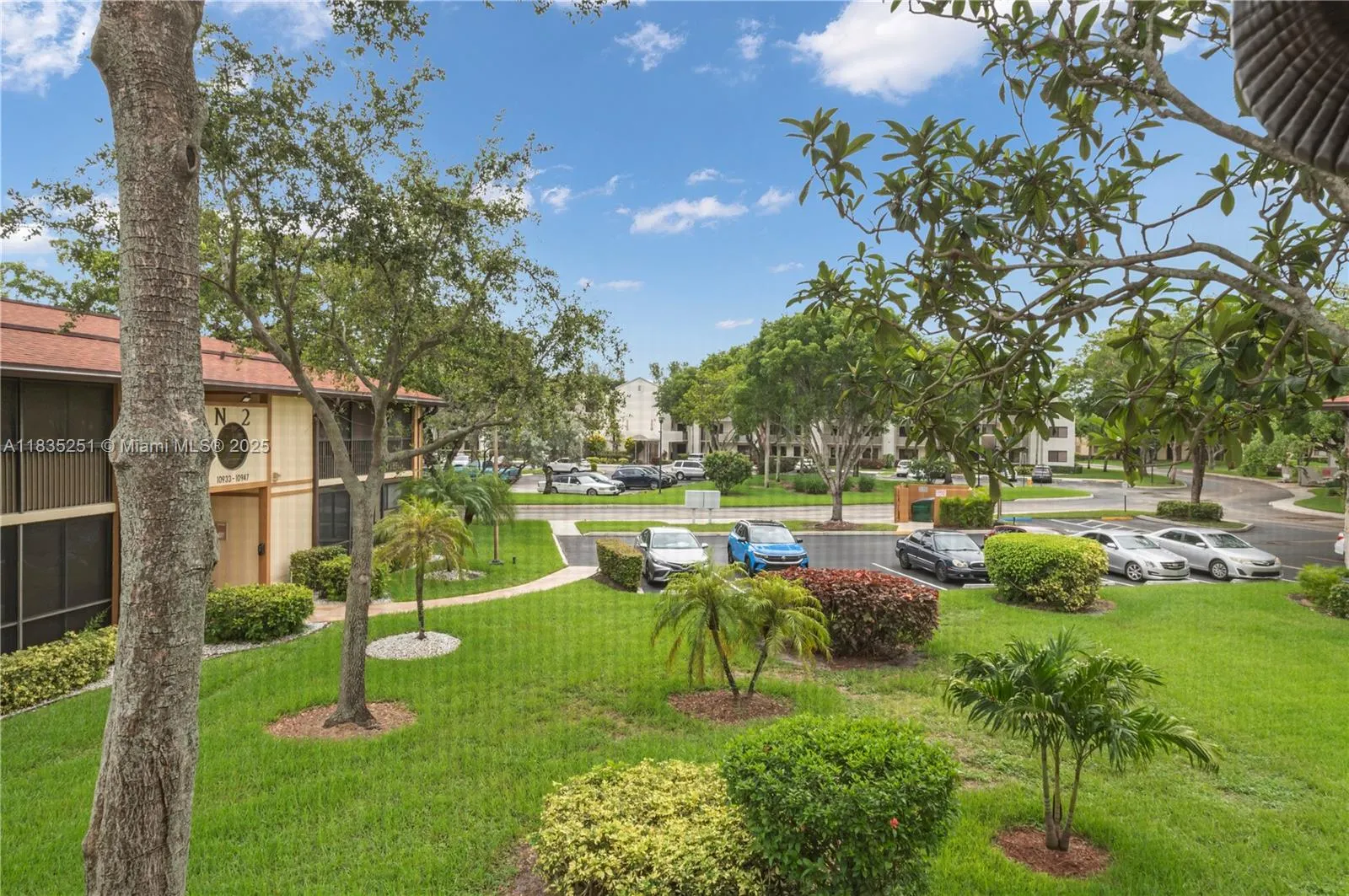 10959 W Clairmont Cir, #211