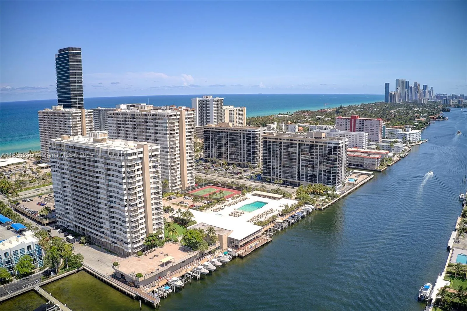 1945 S Ocean Dr, #901