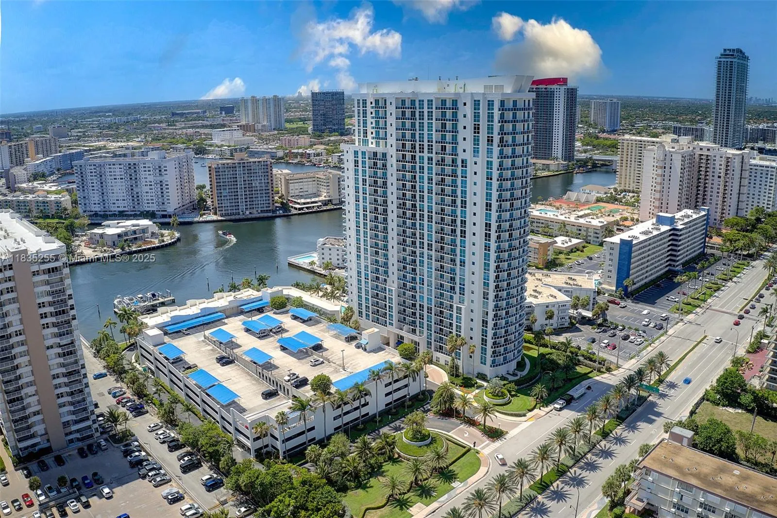 1945 S Ocean Dr, #901