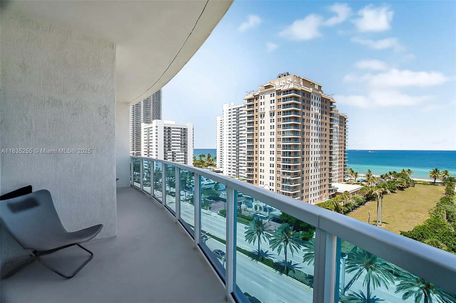 1945 S Ocean Dr, #901