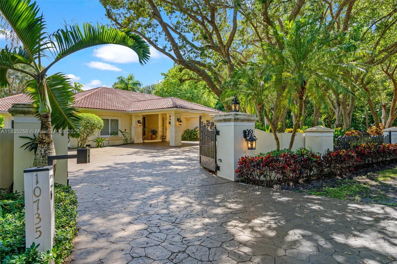 10735 SW 58th Ave