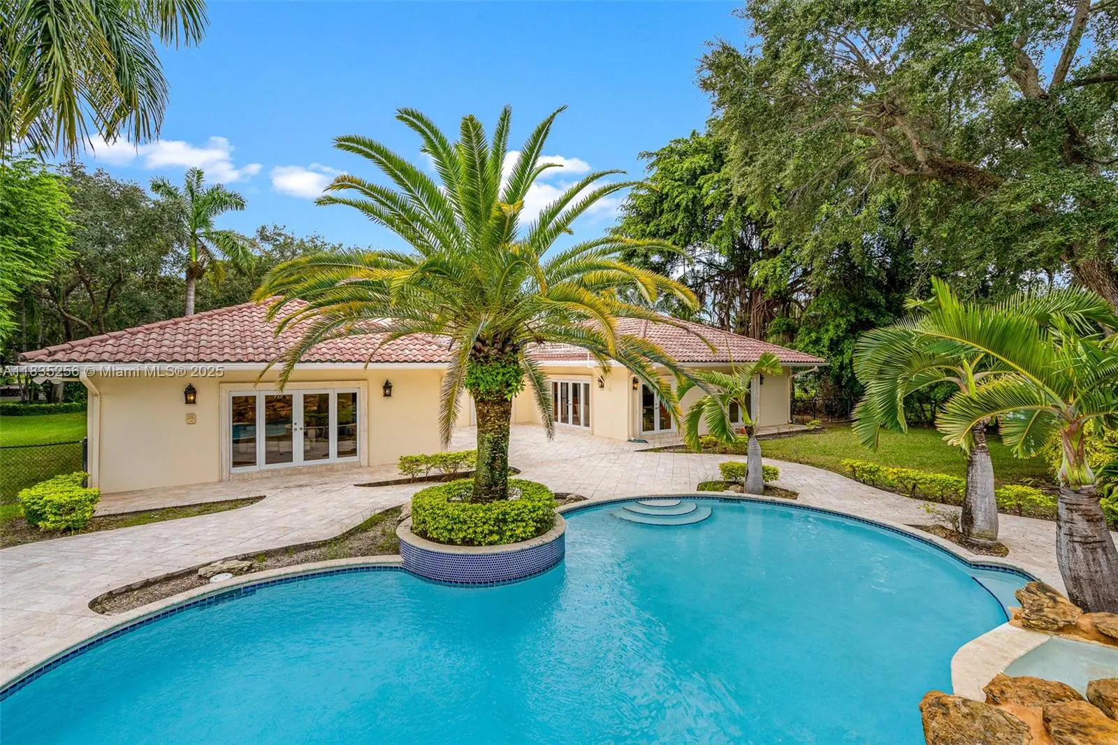 10735 SW 58th Ave