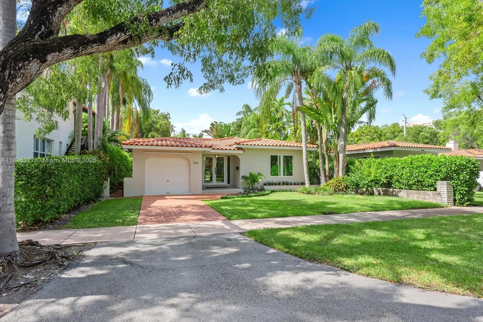 511 Catalonia Ave