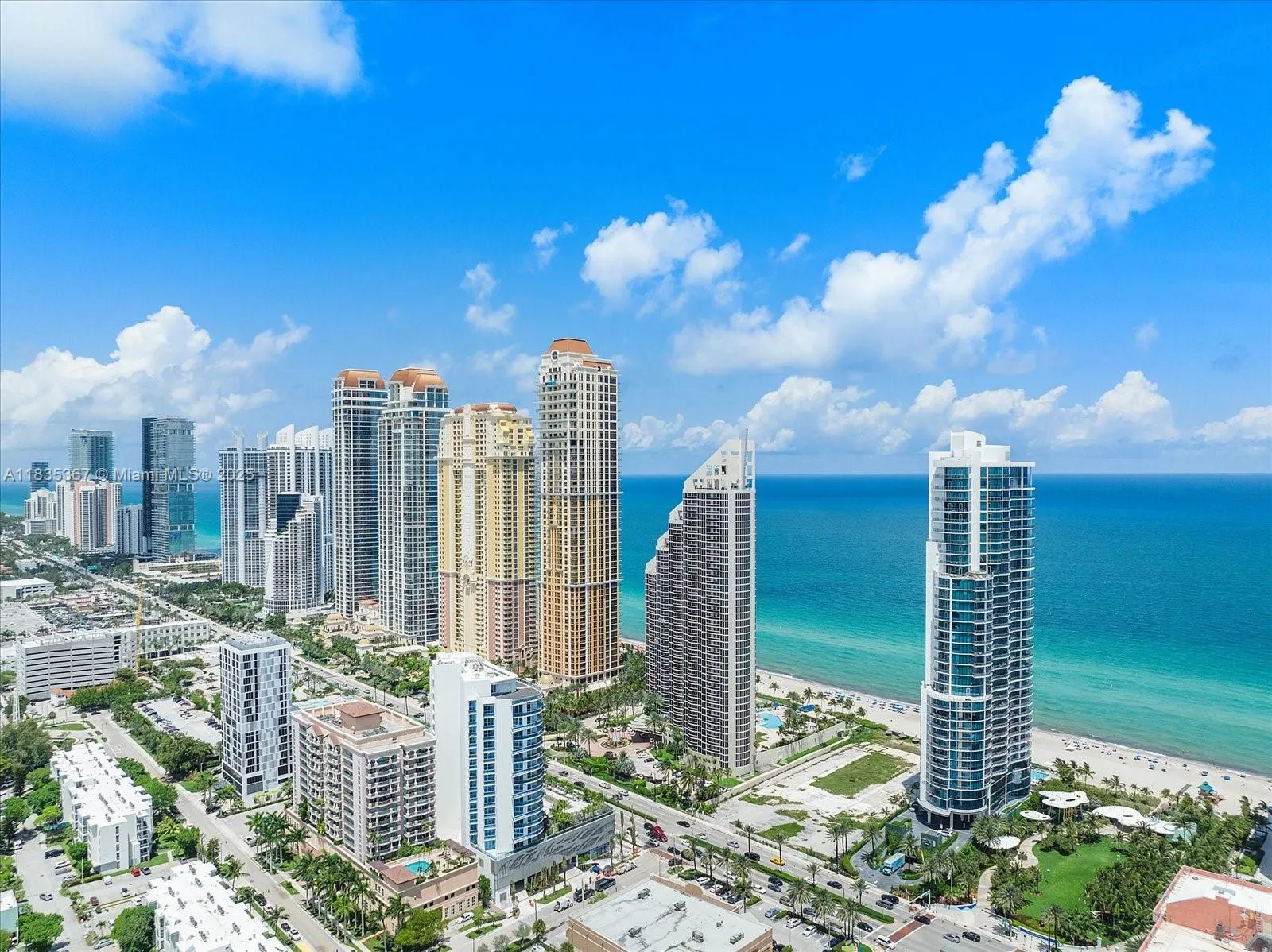17475 Collins Ave, #2002