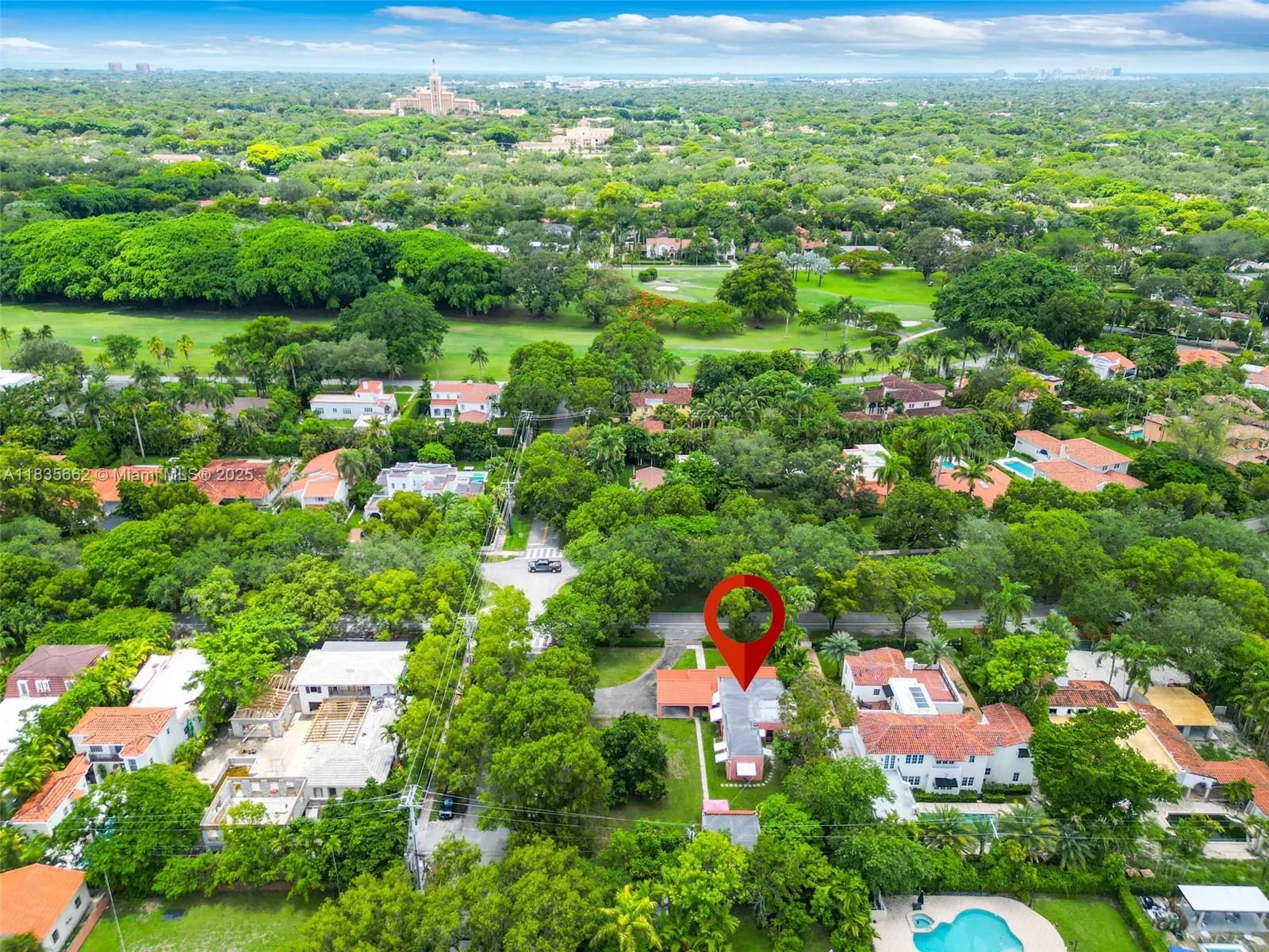 1305 Alhambra Cir