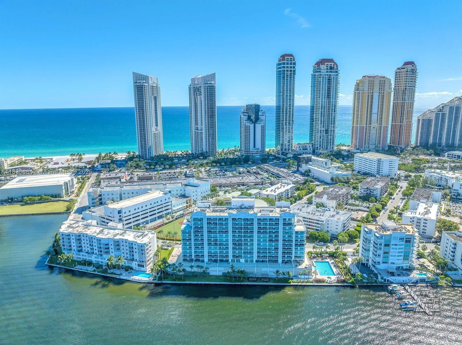 18100 N Bay Rd, #1108