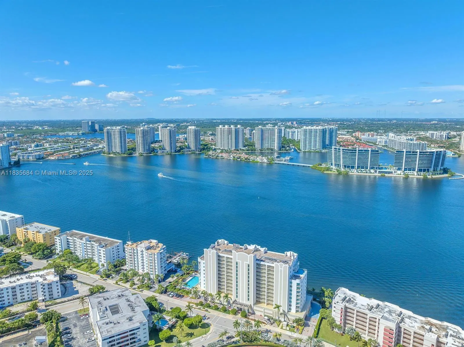 18100 N Bay Rd, #1108