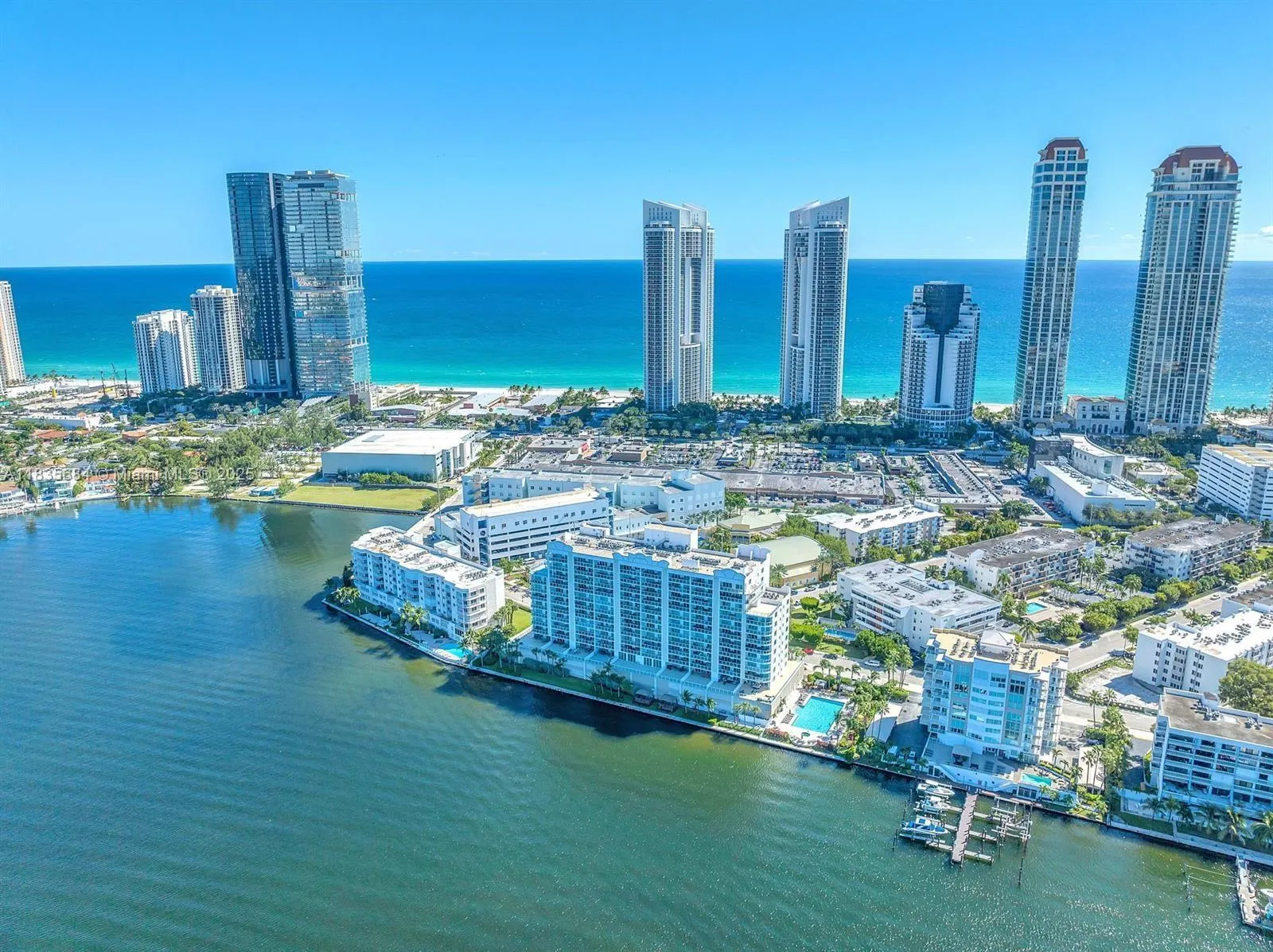 18100 N Bay Rd, #1108